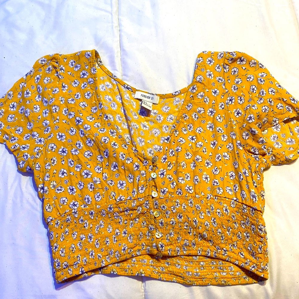 FOREVER 21 yellow crop top, size:Large